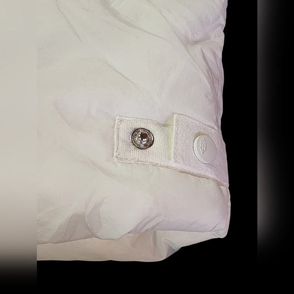 Free People In A Bubble Puffer Vest in Painted White Size Large NEW - Picture 7 of 12